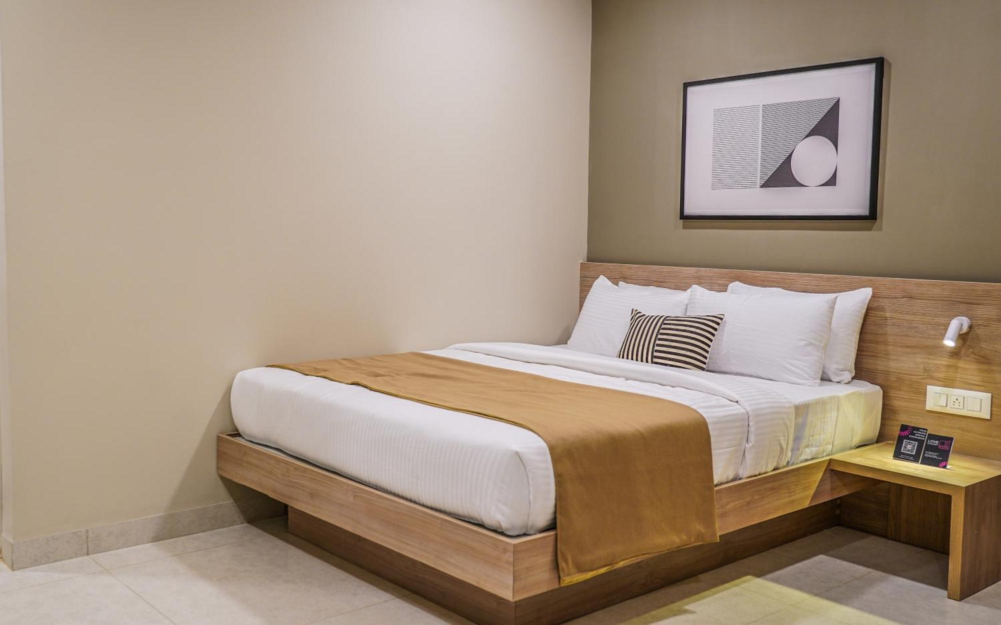 Olive Hotel Millers Road By Embassy Group Bangalore Esterno foto