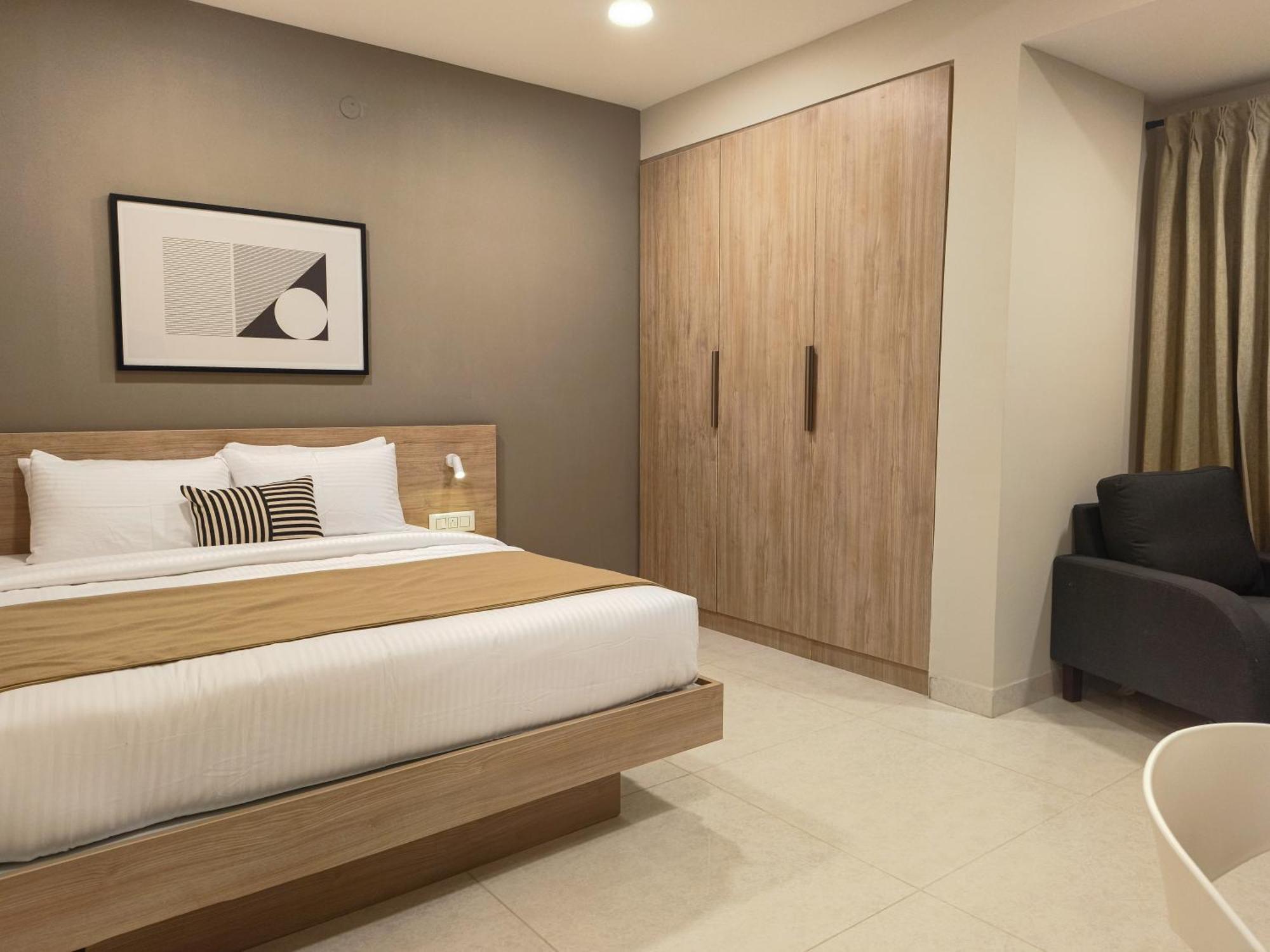 Olive Hotel Millers Road By Embassy Group Bangalore Esterno foto