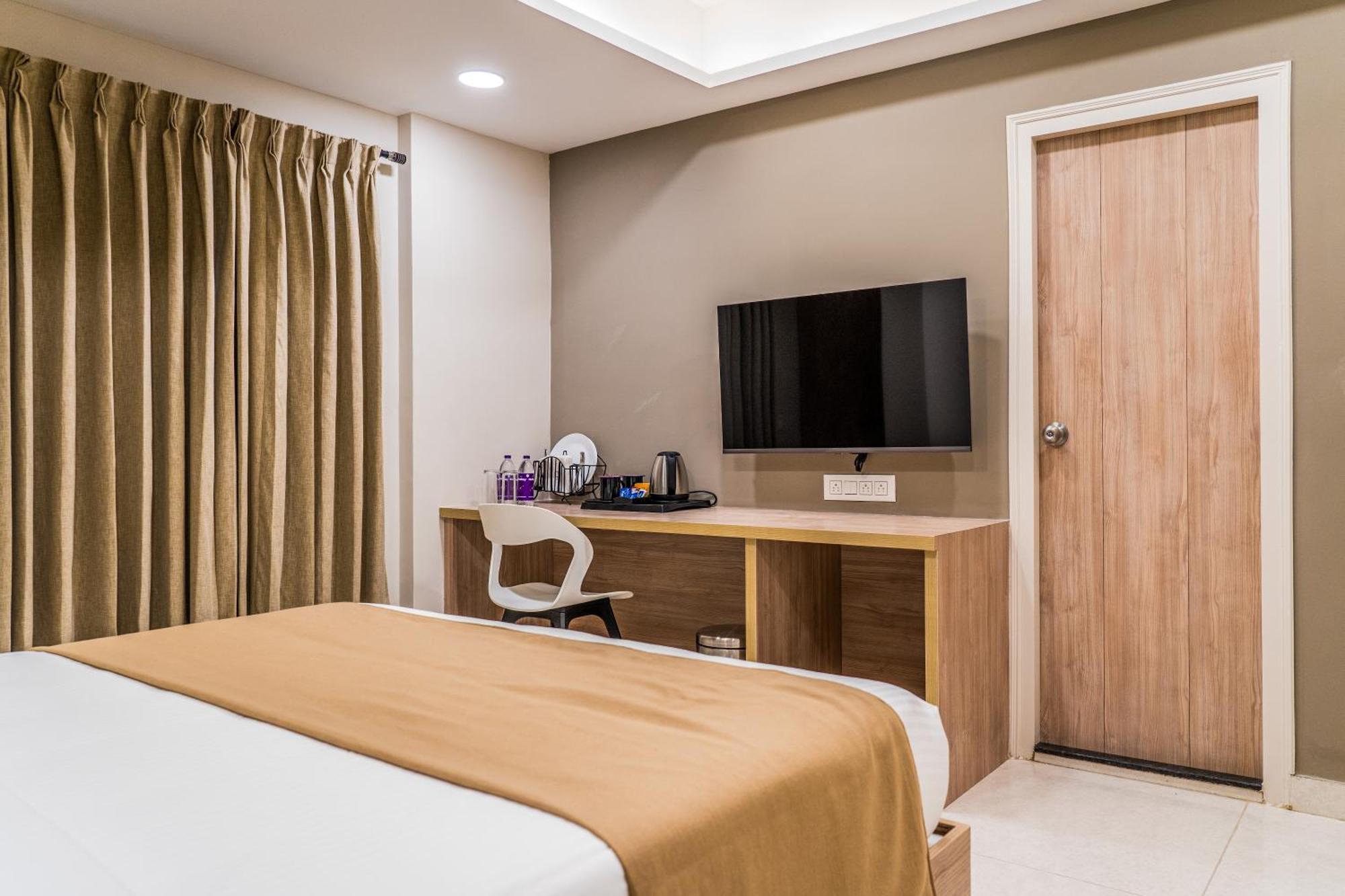 Olive Hotel Millers Road By Embassy Group Bangalore Esterno foto