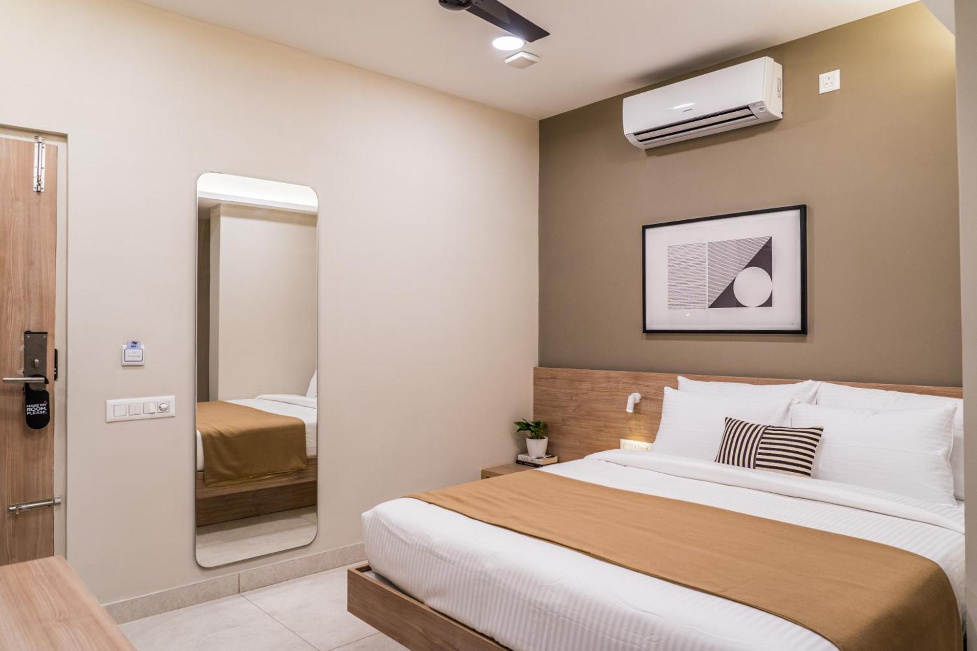 Olive Hotel Millers Road By Embassy Group Bangalore Esterno foto