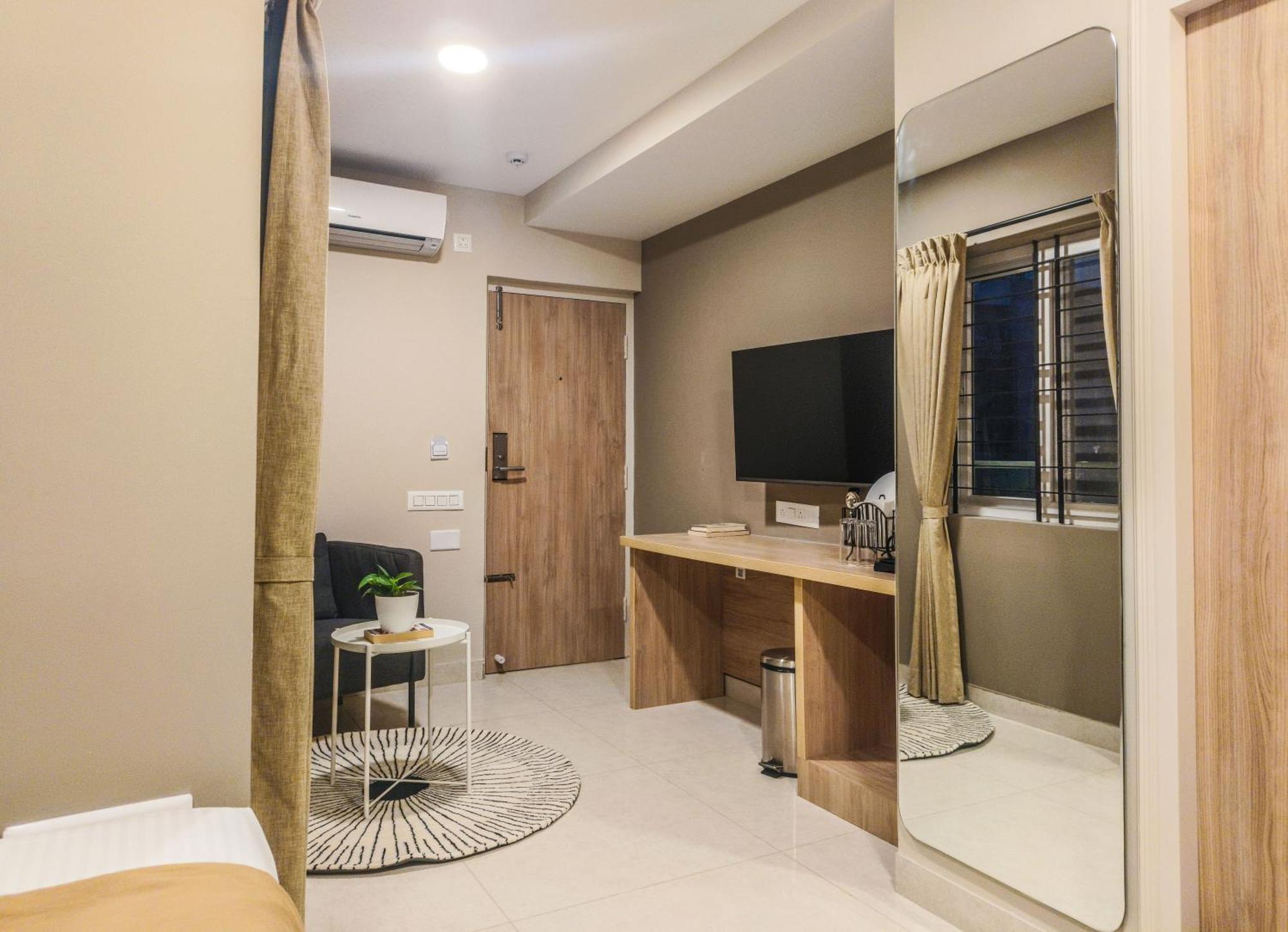 Olive Hotel Millers Road By Embassy Group Bangalore Esterno foto